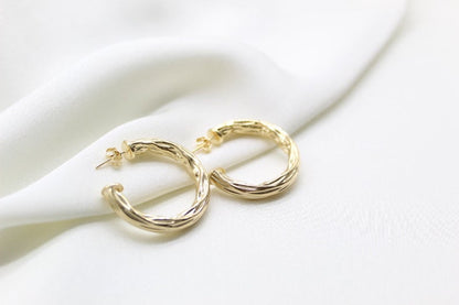 Medium Thick Hammered Hoop Earrings – Small, Medium & Large (K10-12)