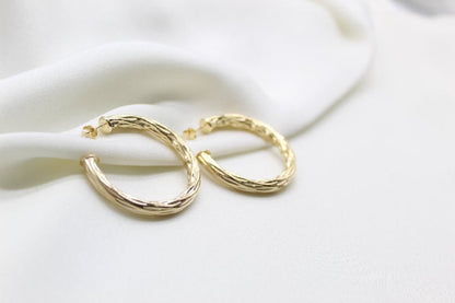 Medium Thick Hammered Hoop Earrings – Small, Medium & Large (K10-12)