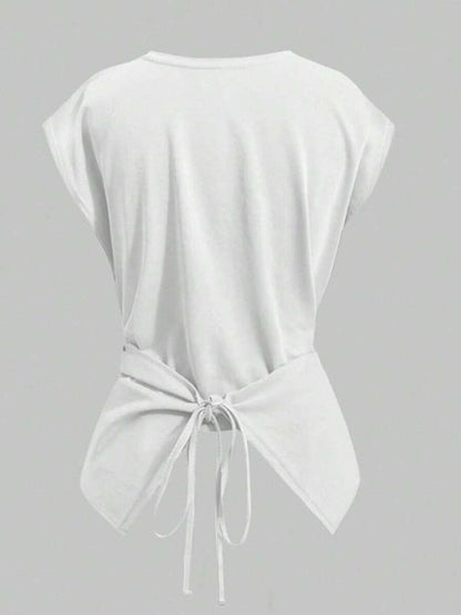 Elegant and sleeveless Women's Top